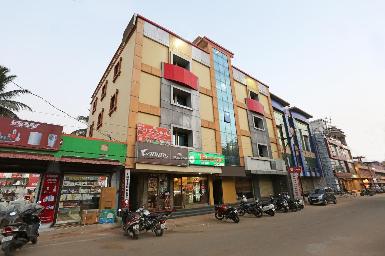 Oyo 3881 Venus Nxt Hotel บูบันเนสชวาร์ ภายนอก รูปภาพ