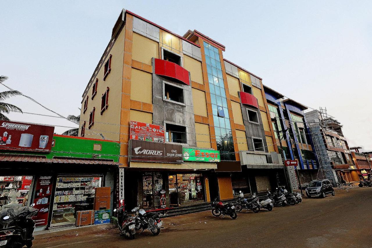 Oyo 3881 Venus Nxt Hotel บูบันเนสชวาร์ ภายนอก รูปภาพ