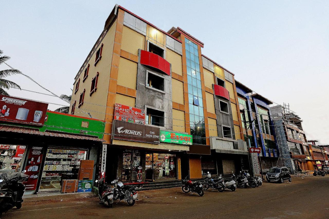 Oyo 3881 Venus Nxt Hotel บูบันเนสชวาร์ ภายนอก รูปภาพ