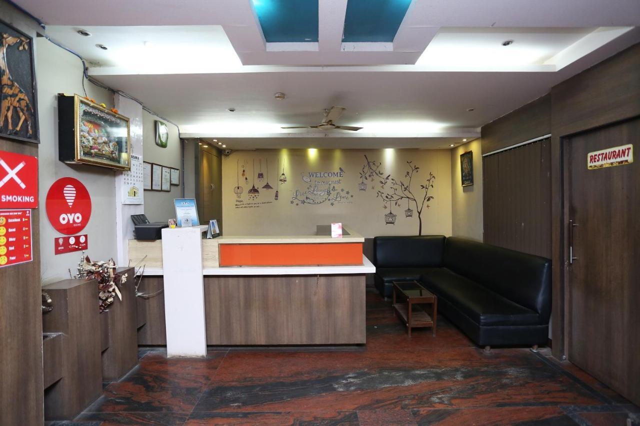 Oyo 3881 Venus Nxt Hotel บูบันเนสชวาร์ ภายนอก รูปภาพ